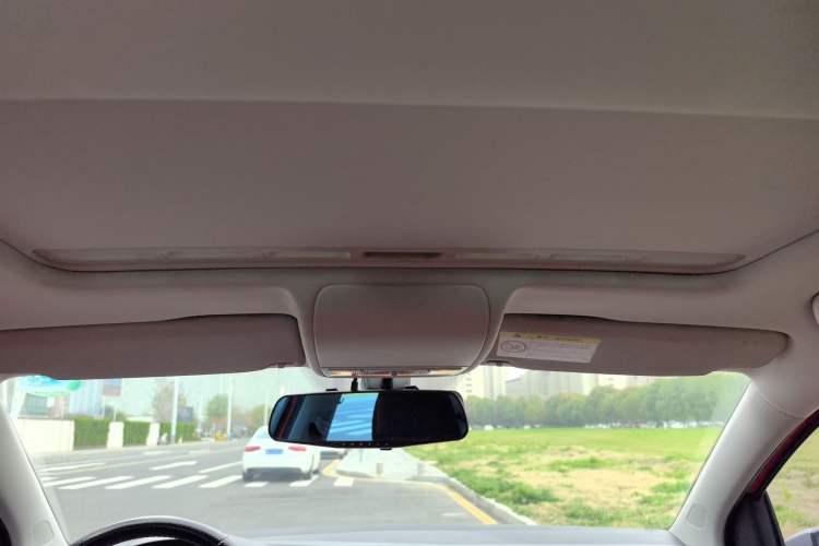 Used Volkswagen Polo 2014 1.6L Cross Polo Automatic Headliner