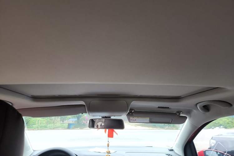 Used Volkswagen Polo 2014 1.4L Automatic Comfort Edition Headliner