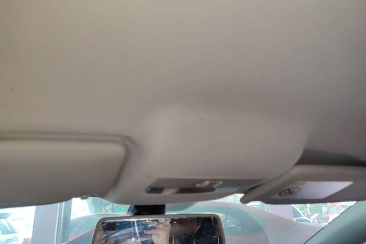 Used Volkswagen Polo 2014 1.6L Automatic Comfort Edition Headliner