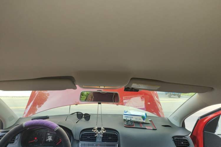 Used Volkswagen Polo 2014 1.4L Manual Fashion Edition Headliner