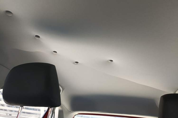 Used Volkswagen Polo 2014 1.6L Automatic Comfort Edition Headliner
