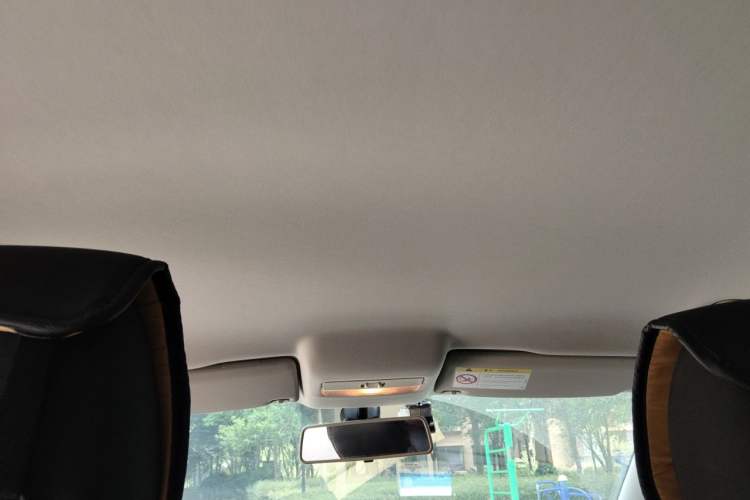 Used Volkswagen Polo 2014 1.4L Automatic Comfort Edition Headliner