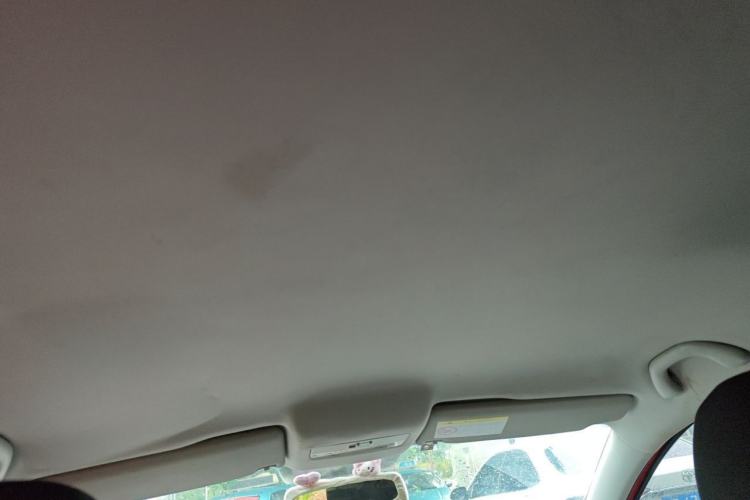 Used Volkswagen Polo 2014 1.4L Manual Fashion Edition Headliner