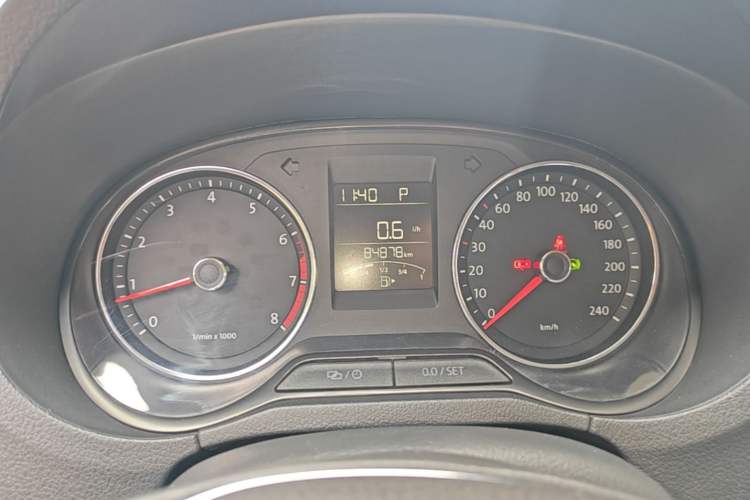 Used Volkswagen Polo 2014 1.6L Automatic Luxury Edition Instrument Cluster