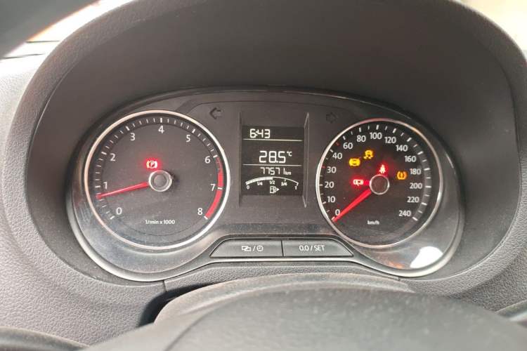 Used Volkswagen Polo 2014 1.6L Manual Comfort Edition Instrument Cluster