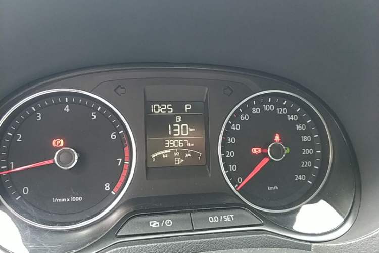 Used Volkswagen Polo 2014 1.4L Automatic Comfort Edition Instrument Cluster