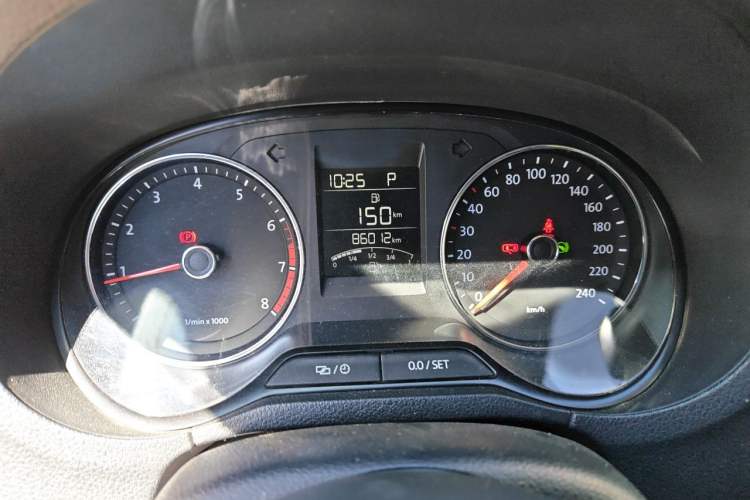 Used Volkswagen Polo 2014 1.6L Automatic Comfort Edition Instrument Cluster