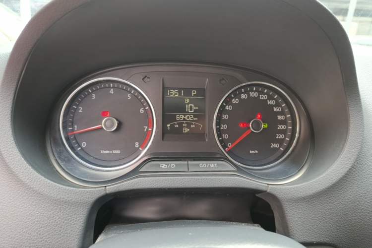 Used Volkswagen Polo 2014 1.4L Automatic Comfort Edition Instrument Cluster