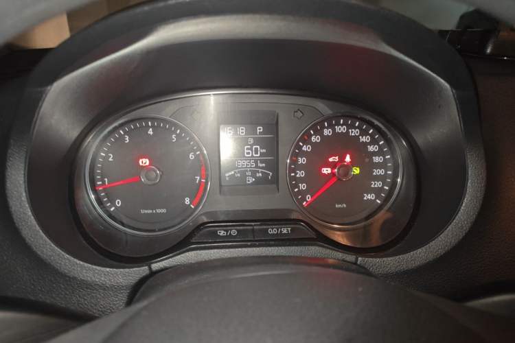 Used Volkswagen Polo 2014 1.6L Automatic Comfort Edition Instrument Cluster