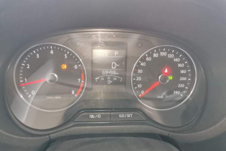 Used Volkswagen Polo 2014 1.6L Automatic Comfort Edition Instrument Cluster