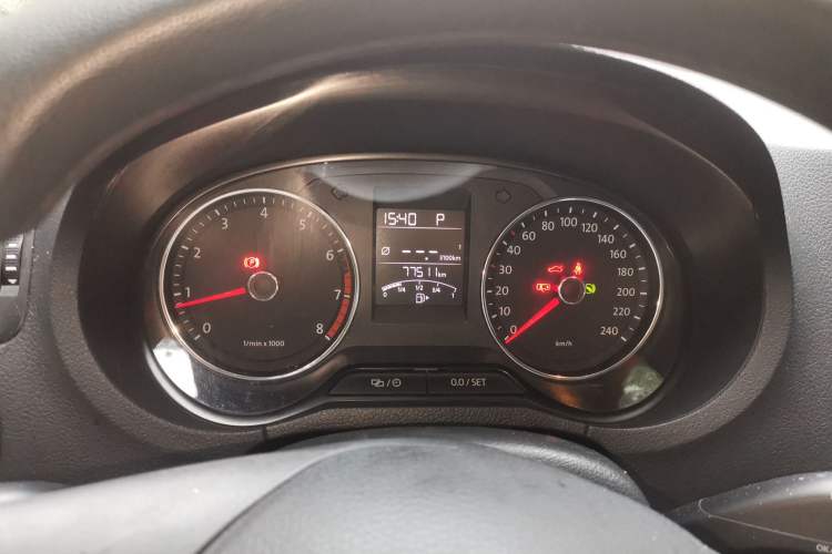 Used Volkswagen Polo 2014 1.6L Automatic Comfort Edition Instrument Cluster