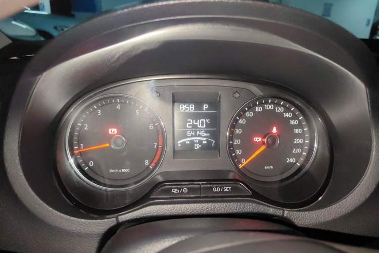 Used Volkswagen Polo 2014 1.6L Automatic Comfort Edition Instrument Cluster