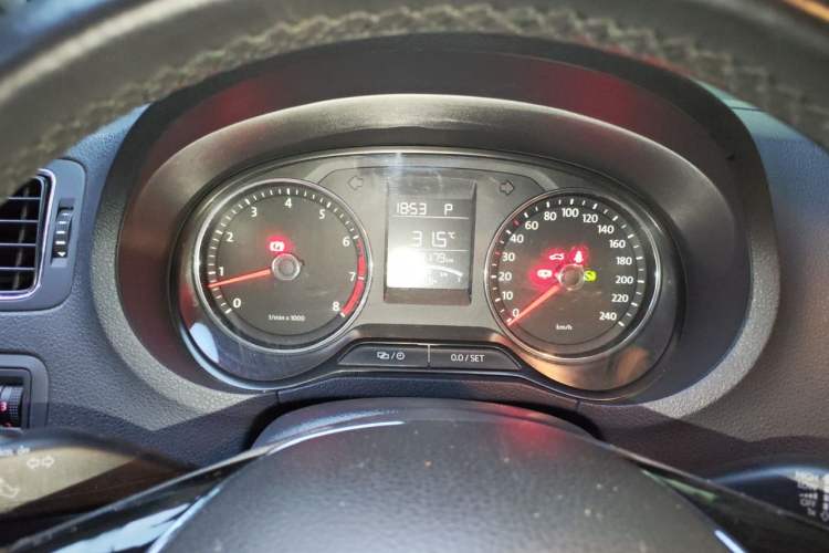 Used Volkswagen Polo 2014 1.6L Automatic Comfort Edition Instrument Cluster