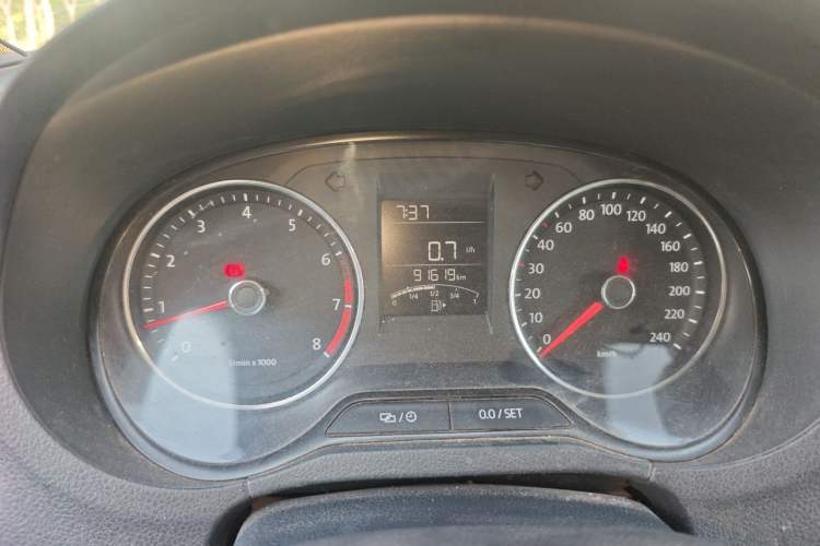 Used Volkswagen Polo 2014 1.4L Manual Comfort Edition Instrument Cluster