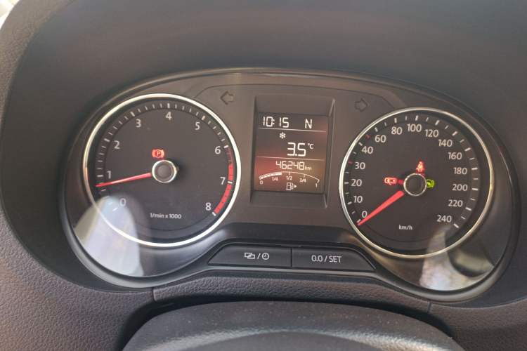 Used Volkswagen Polo 2014 1.6L Automatic Luxury Edition Instrument Cluster