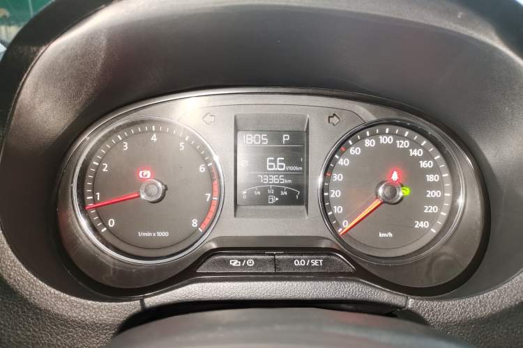 Used Volkswagen Polo 2014 1.6L Automatic Comfort Edition Instrument Cluster