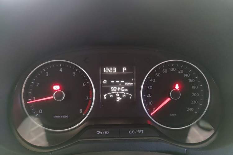 Used Volkswagen Polo 2014 1.6L Automatic Comfort Edition Instrument Cluster
