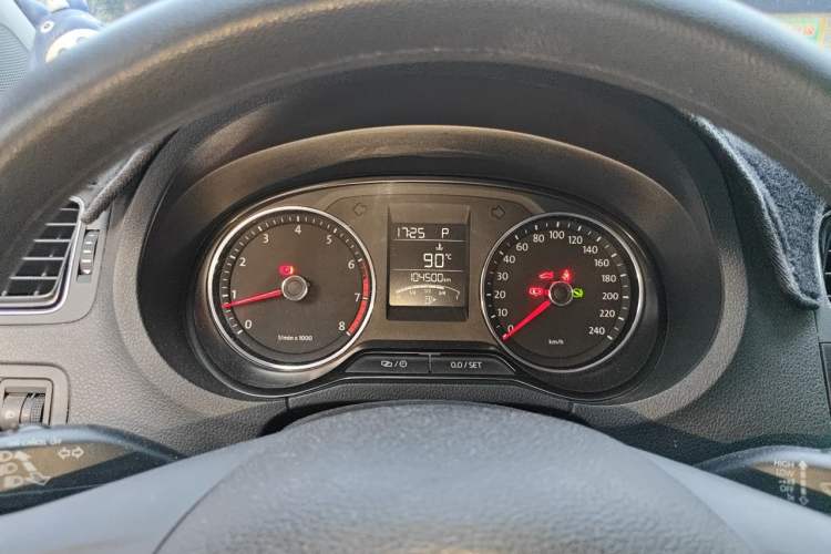 Used Volkswagen Polo 2014 1.6L Automatic Comfort Edition Instrument Cluster