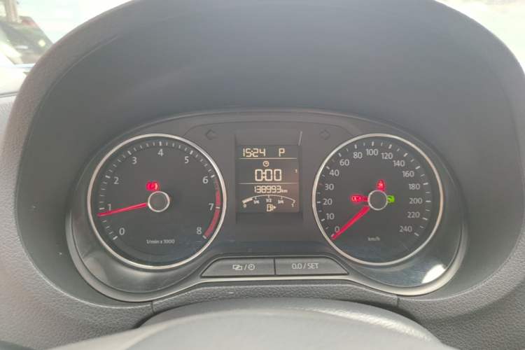 Used Volkswagen Polo 2014 1.6L Automatic Comfort Edition Instrument Cluster
