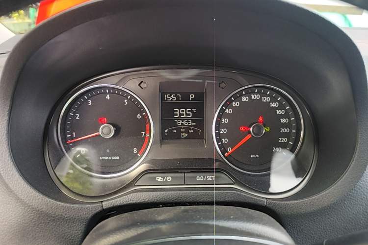 Used Volkswagen Polo 2014 1.6L Automatic Luxury Edition Instrument Cluster