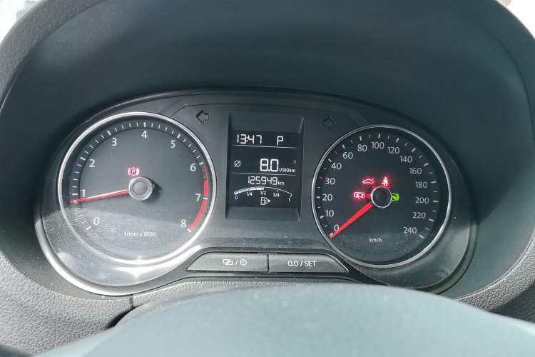 Used Volkswagen Polo 2014 1.6L Automatic Comfort Edition Instrument Cluster