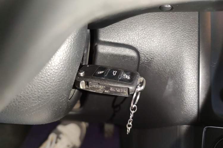 Used Volkswagen Polo 2014 1.6L Automatic Comfort Edition Interior 1