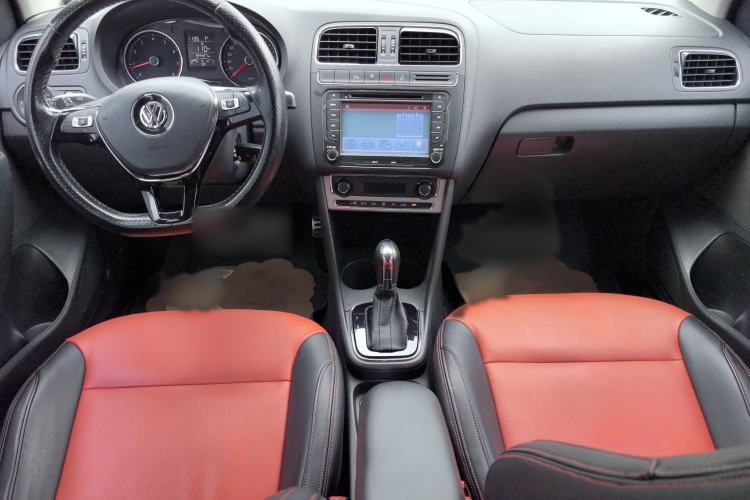 Used Volkswagen Polo 2014 1.6L Cross Polo Automatic Interior 2