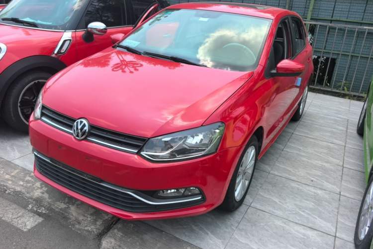 Used Volkswagen Polo 2014 1.6L Automatic Comfort Edition Guazi used car, China used car export, Used car for sale, Used  cars, Cheapest cars for sale