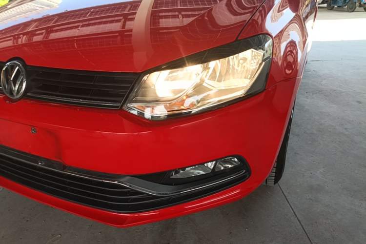 Used Volkswagen Polo 2014 1.6L Automatic Comfort Edition Left Front Headlight