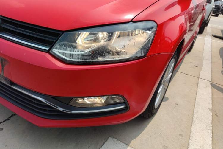 Used Volkswagen Polo 2014 1.6L Automatic Comfort Edition Left Front Headlight