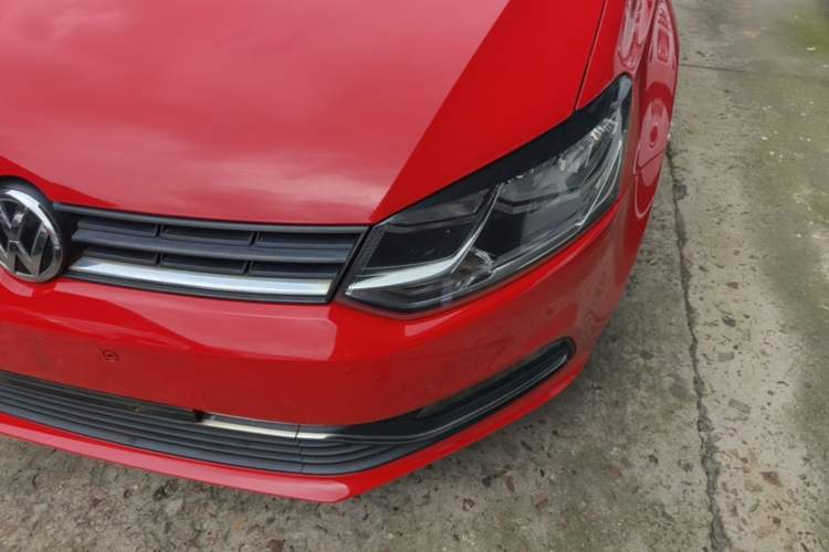 Used Volkswagen Polo 2014 1.6L Automatic Comfort Edition Left Front Headlight