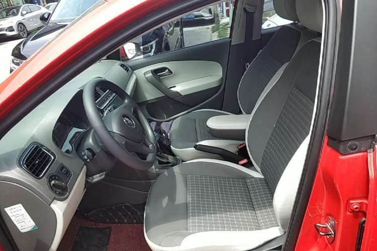 Used Volkswagen Polo 2014 1.4L Automatic Comfort Edition Left Front Seat
