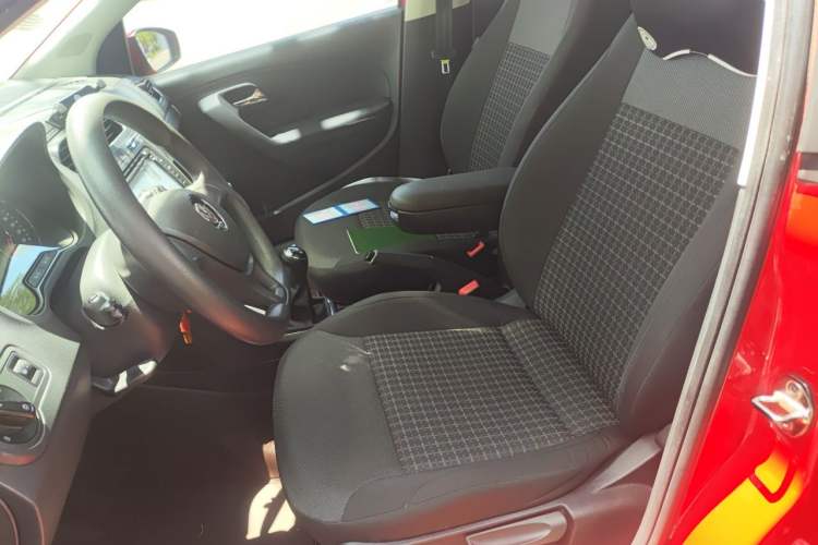 Used Volkswagen Polo 2014 1.6L Manual Comfort Edition Left Front Seat