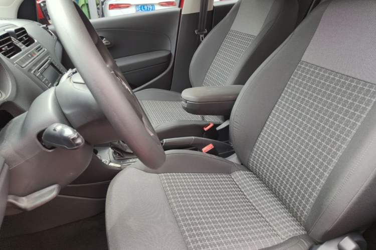 Used Volkswagen Polo 2014 1.4L Automatic Comfort Edition Left Front Seat