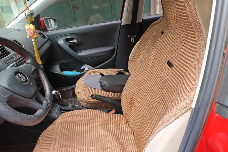 Used Volkswagen Polo 2014 1.6L Automatic Comfort Edition Left Front Seat
