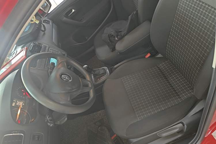 Used Volkswagen Polo 2014 1.6L Automatic Comfort Edition Left Front Seat