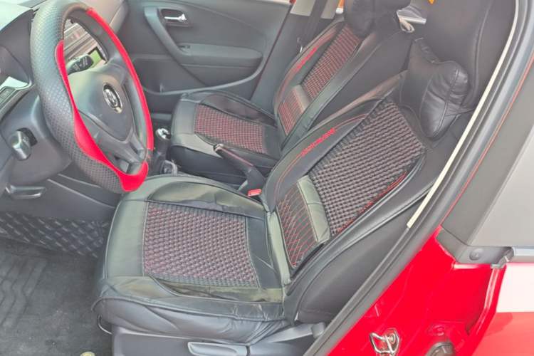 Used Volkswagen Polo 2014 1.4L Manual Fashion Edition Left Front Seat