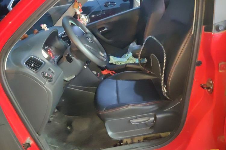 Used Volkswagen Polo 2014 1.4L Automatic Comfort Edition Left Front Seat