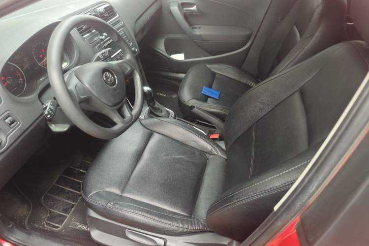 Used Volkswagen Polo 2014 1.4L Automatic Comfort Edition Left Front Seat