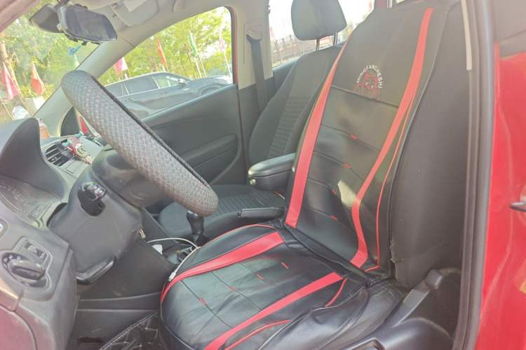 Used Volkswagen Polo 2014 1.4L Manual Comfort Edition Left Front Seat