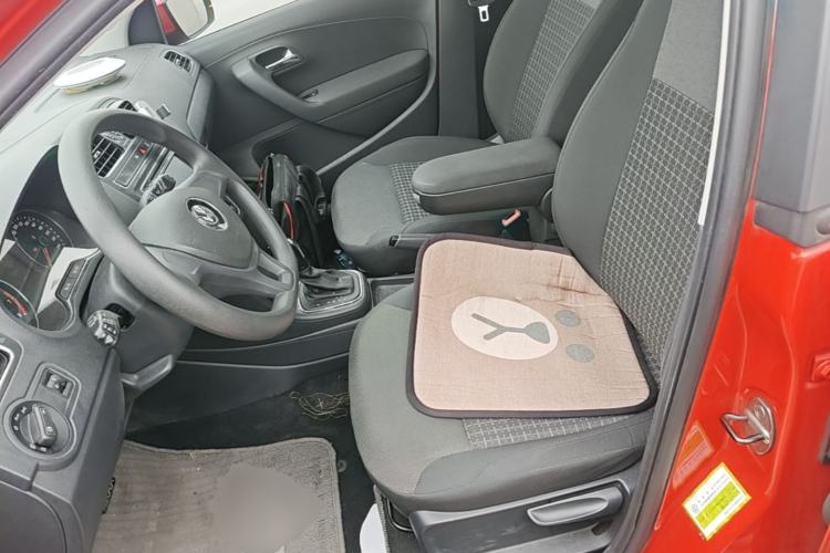 Used Volkswagen Polo 2014 1.6L Automatic Comfort Edition Left Front Seat