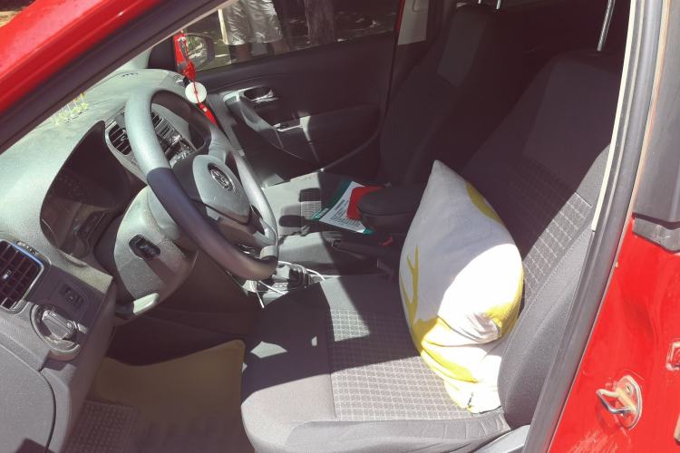 Used Volkswagen Polo 2014 1.6L Automatic Comfort Edition Left Front Seat