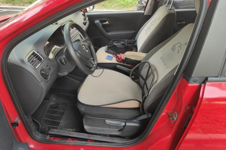 Used Volkswagen Polo 2014 1.6L Automatic Comfort Edition Left Front Seat