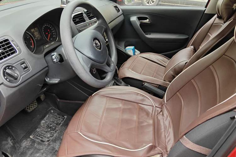 Used Volkswagen Polo 2014 1.6L Automatic Comfort Edition Left Front Seat