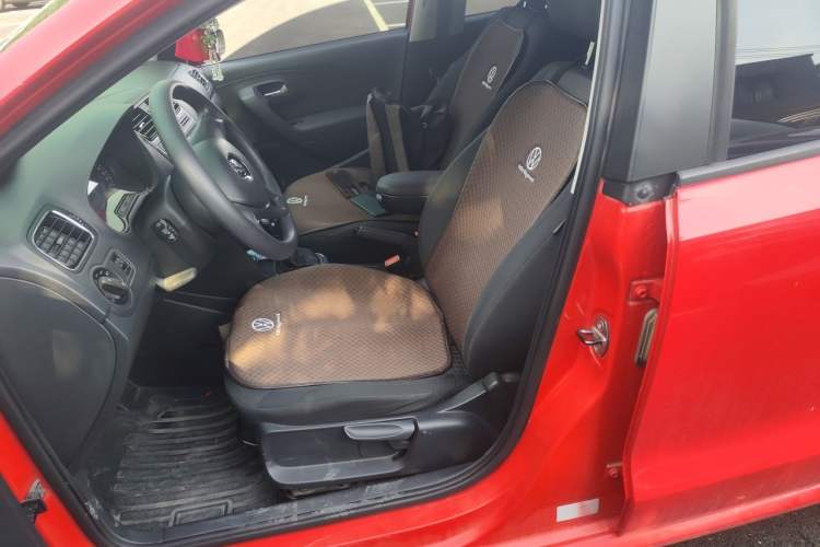 Used Volkswagen Polo 2014 1.4L Automatic Comfort Edition Left Front Seat