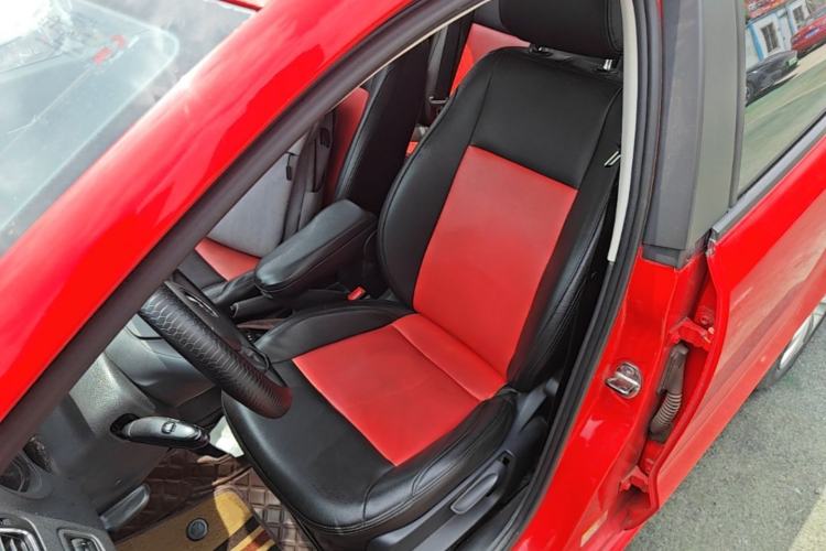 Used Volkswagen Polo 2014 1.6L Automatic Comfort Edition Left Front Seat