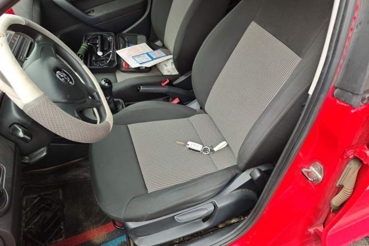 Used Volkswagen Polo 2014 1.4L Manual Fashion Edition Left Front Seat