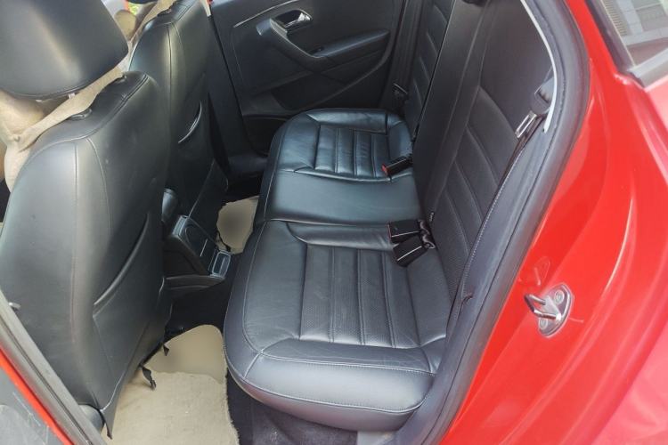 Used Volkswagen Polo 2014 1.6L Automatic Luxury Edition Left Rear Seat