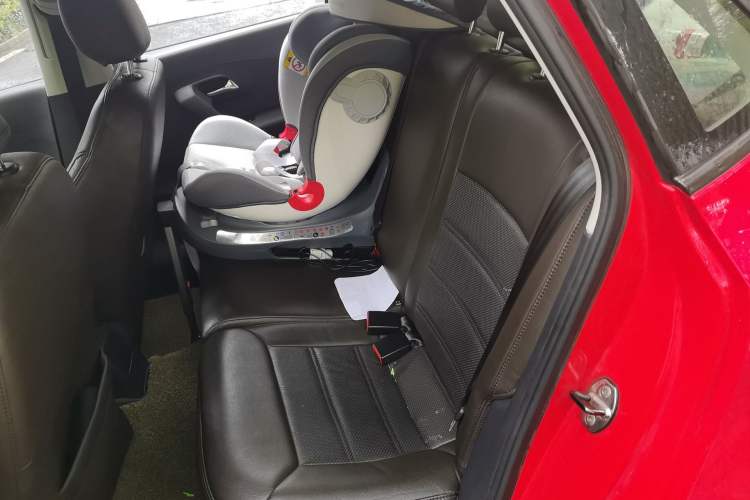 Used Volkswagen Polo 2014 1.6L Automatic Comfort Edition Left Rear Seat