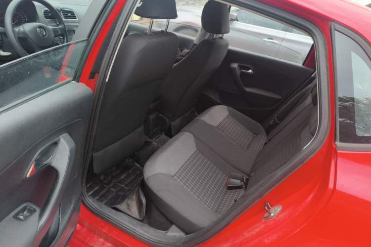 Used Volkswagen Polo 2014 1.6L Automatic Comfort Edition Left Rear Seat